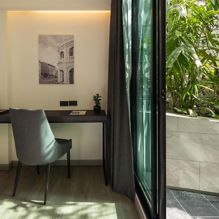 Travelodge Phuket Town Екстер'єр фото