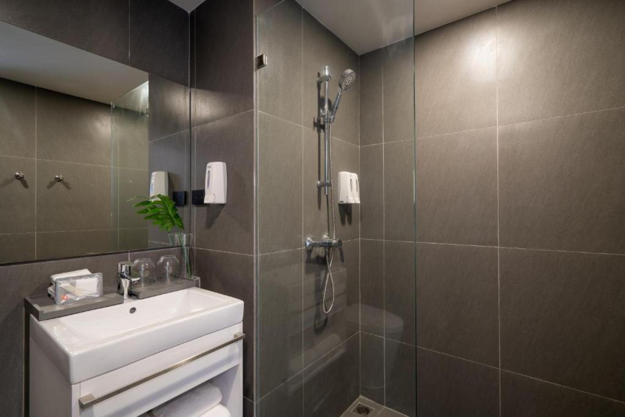 Travelodge Phuket Town Екстер'єр фото