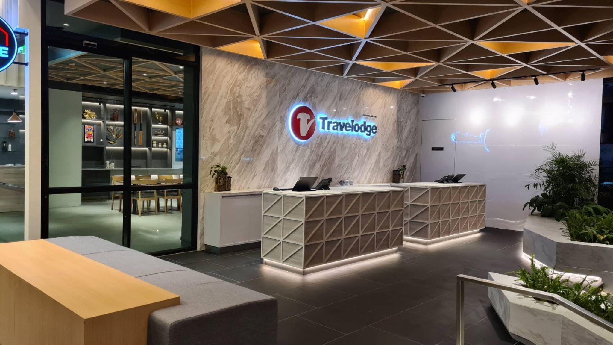 Travelodge Phuket Town Екстер'єр фото
