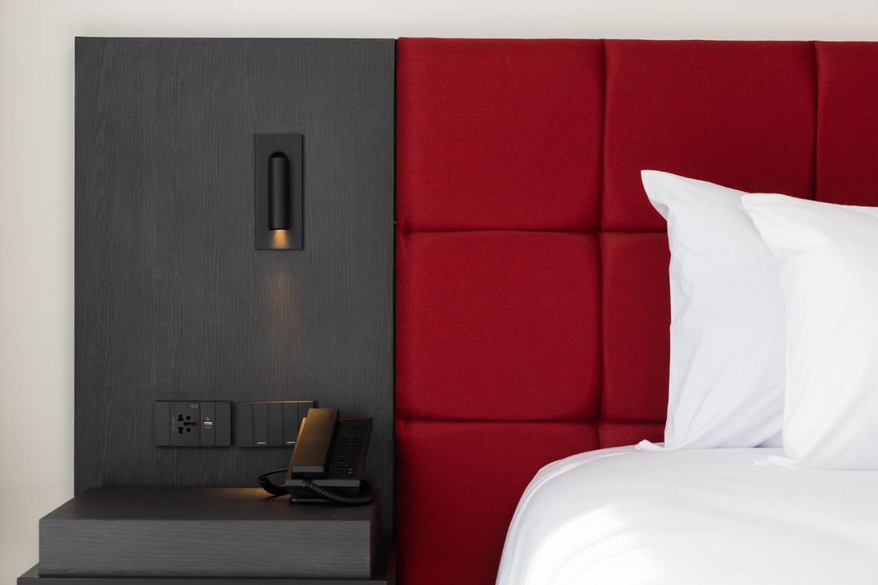 Travelodge Phuket Town Екстер'єр фото